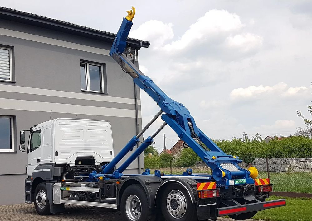 Mercedes-Benz AXOR ACTROS 2540 HAKOWIEC 3 OSIE - Camião polibenne: foto 3 Mercedes-Benz AXOR ACTROS 2540 HAKOWIEC 3 OSIE - Camião polibenne: foto 3