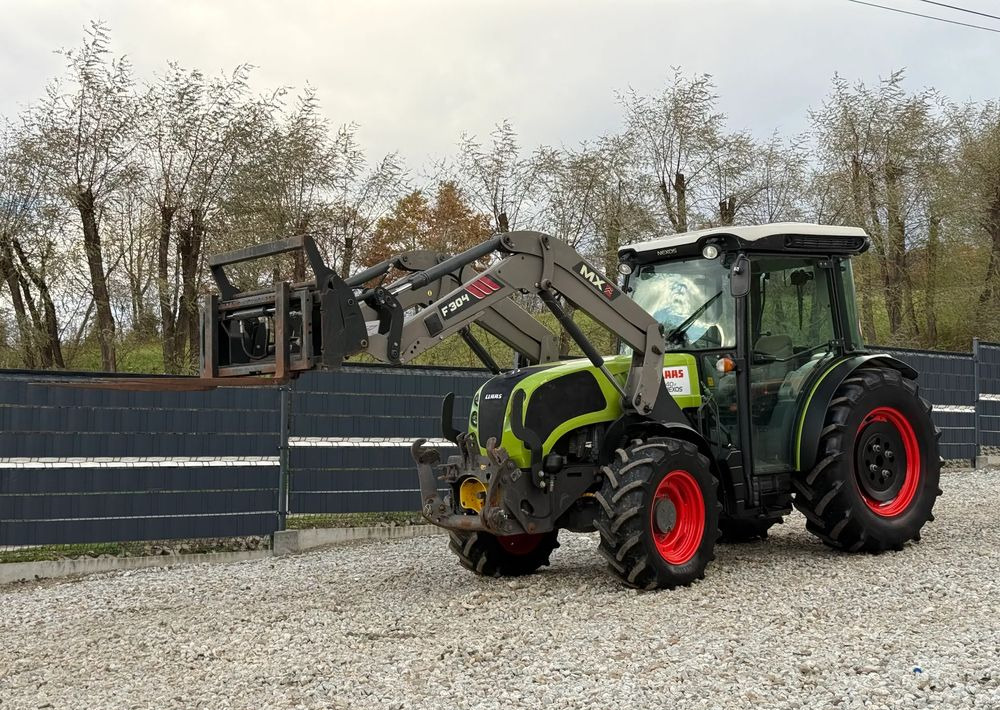 Claas * 240 F NEXOS CLAAS * 4x4 * Sadowniczy * Tur MX F304 * TUZ * Wałek WOM* Ciągnik * Traktor * - Trator: foto 1 Claas * 240 F NEXOS CLAAS * 4x4 * Sadowniczy * Tur MX F304 * TUZ * Wałek WOM* Ciągnik * Traktor * - Trator: foto 1