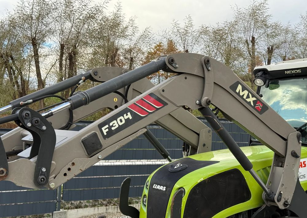 Claas * 240 F NEXOS CLAAS * 4x4 * Sadowniczy * Tur MX F304 * TUZ * Wałek WOM* Ciągnik * Traktor * - Trator: foto 4 Claas * 240 F NEXOS CLAAS * 4x4 * Sadowniczy * Tur MX F304 * TUZ * Wałek WOM* Ciągnik * Traktor * - Trator: foto 4