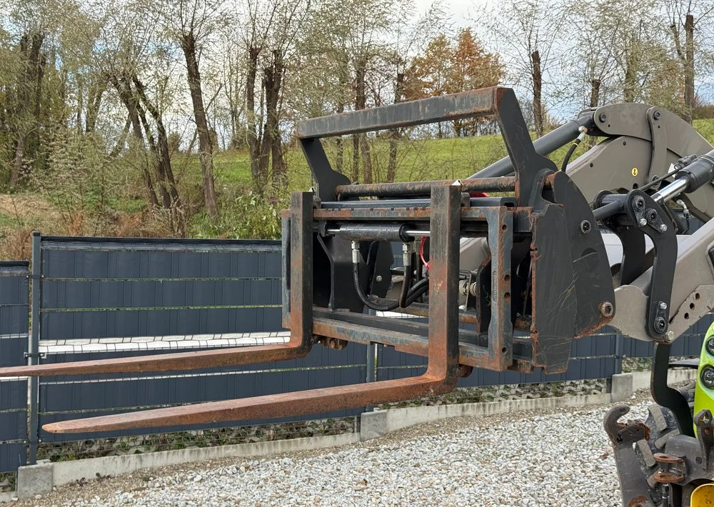 Claas * 240 F NEXOS CLAAS * 4x4 * Sadowniczy * Tur MX F304 * TUZ * Wałek WOM* Ciągnik * Traktor * - Trator: foto 2 Claas * 240 F NEXOS CLAAS * 4x4 * Sadowniczy * Tur MX F304 * TUZ * Wałek WOM* Ciągnik * Traktor * - Trator: foto 2