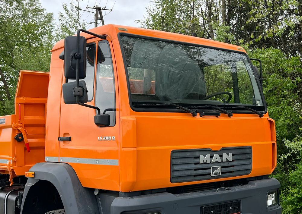 MAN * LE 280 B * MAN * 4x4 * Kiper Wywrotka x3 * Meiller * Sprowadzony * Stan Perfekcyjny * - Camião basculante: foto 4 MAN * LE 280 B * MAN * 4x4 * Kiper Wywrotka x3 * Meiller * Sprowadzony * Stan Perfekcyjny * - Camião basculante: foto 4