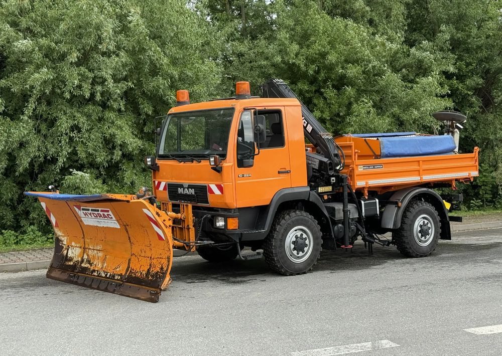 MAN * MAN LE 10.220 *Kiper Wywrotka * 4x4 * Pług Piaskarka * Zimowe Utrzymanie * Sprowadzony * HDS MKG * - Camião basculante: foto 2 MAN * MAN LE 10.220 *Kiper Wywrotka * 4x4 * Pług Piaskarka * Zimowe Utrzymanie * Sprowadzony * HDS MKG * - Camião basculante: foto 2