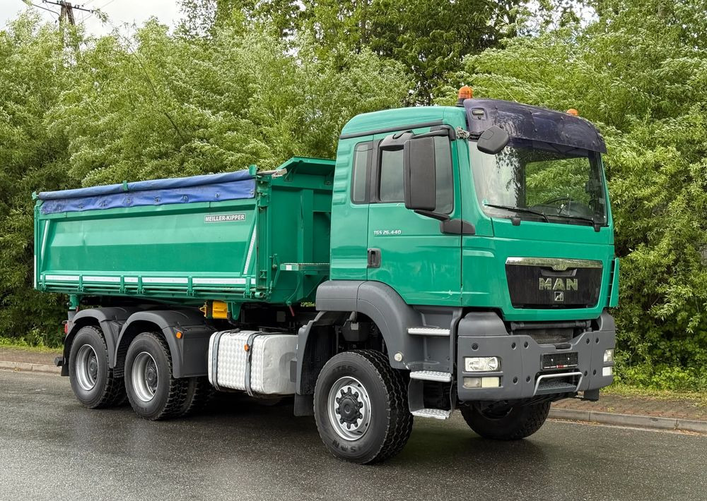 MAN * TGS 26.440 MAN * Kiper / Wywrotka * 6x6 * Sprowadzona * Bordmatik * Stan Perfekcyjny - Camião basculante: foto 2 MAN * TGS 26.440 MAN * Kiper / Wywrotka * 6x6 * Sprowadzona * Bordmatik * Stan Perfekcyjny - Camião basculante: foto 2
