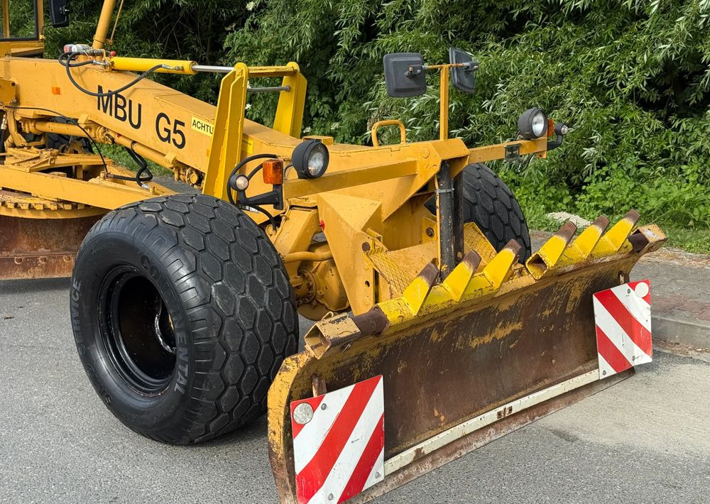 O&K * Równiarka * MBU G50 * Sprowadzona * 2 Osie * 4x4 * Maszyna Drogowa - Rolo: foto 3 O&K * Równiarka * MBU G50 * Sprowadzona * 2 Osie * 4x4 * Maszyna Drogowa - Rolo: foto 3