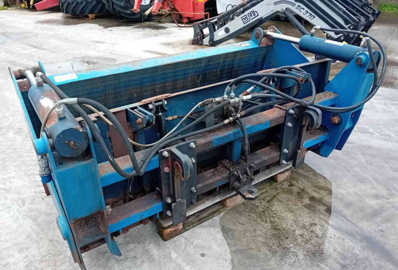 AP NP2200 HA kuilhapper - Equipamento para silagem: foto 2 AP NP2200 HA kuilhapper - Equipamento para silagem: foto 2