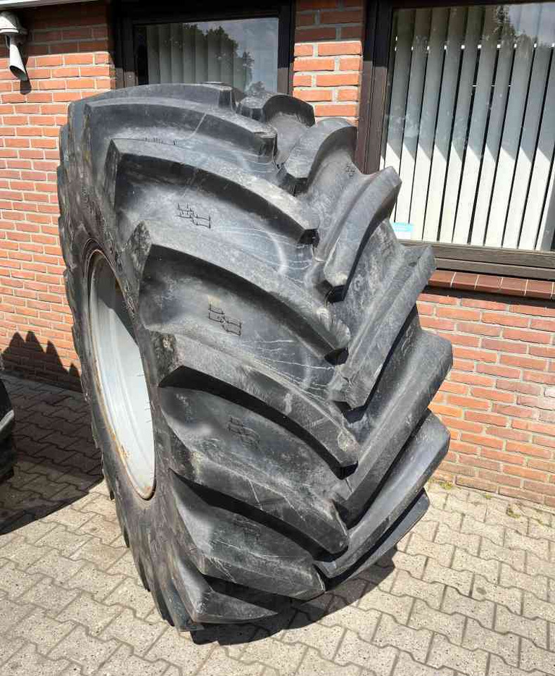 Alliance 800/65R32 Agristar banden op 10 gaats velg - Jantes e pneus para Máquina agrícola: foto 5 Alliance 800/65R32 Agristar banden op 10 gaats velg - Jantes e pneus para Máquina agrícola: foto 5