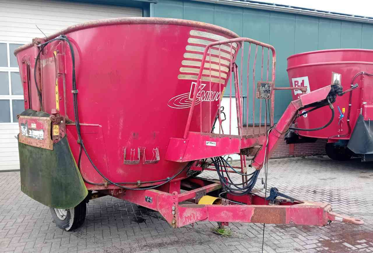 BVL V-Mix 10 voermengwagen - Misturadora Alimentadora: foto 2 BVL V-Mix 10 voermengwagen - Misturadora Alimentadora: foto 2