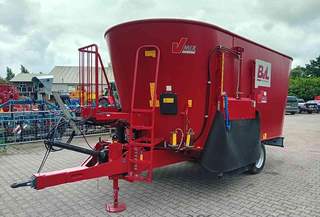 BVL V-Mix Plus 22-2S Voermengwagen Voermachines - Misturadora Alimentadora: foto 1 BVL V-Mix Plus 22-2S Voermengwagen Voermachines - Misturadora Alimentadora: foto 1