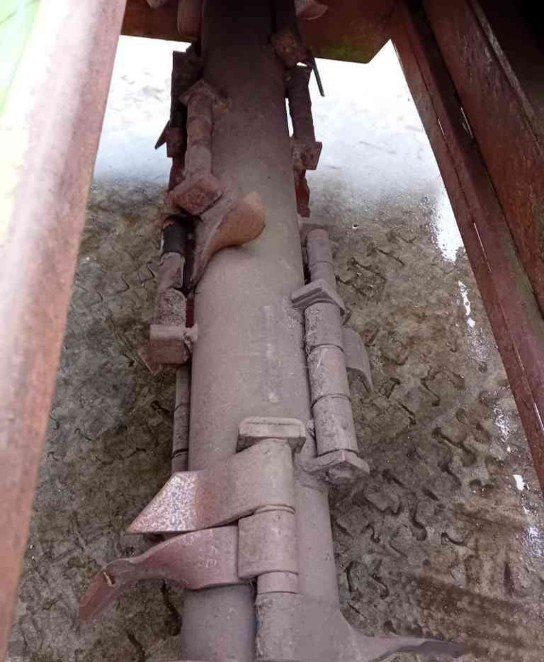 Baselier LKA170 frontloofklapper oogstmachines - Triturador de folhas para batata: foto 5 Baselier LKA170 frontloofklapper oogstmachines - Triturador de folhas para batata: foto 5