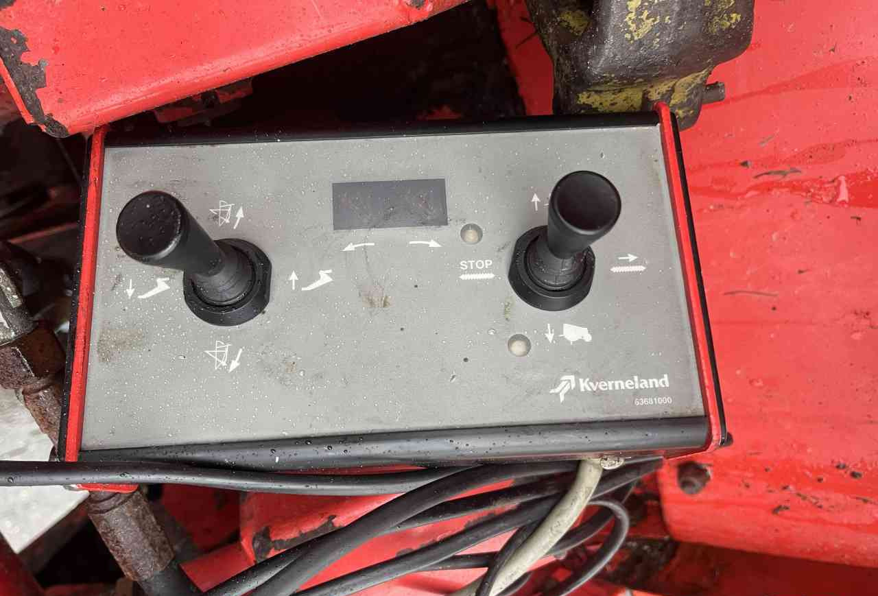 Locação financeira de Kverneland Taarup TA 465 Ladewagen, opraapwagen, weidebouwmachines Kverneland Taarup TA 465 Ladewagen, opraapwagen, weidebouwmachines: foto 7 Locação financeira de Kverneland Taarup TA 465 Ladewagen, opraapwagen, weidebouwmachines Kverneland Taarup TA 465 Ladewagen, opraapwagen, weidebouwmachines: foto 7