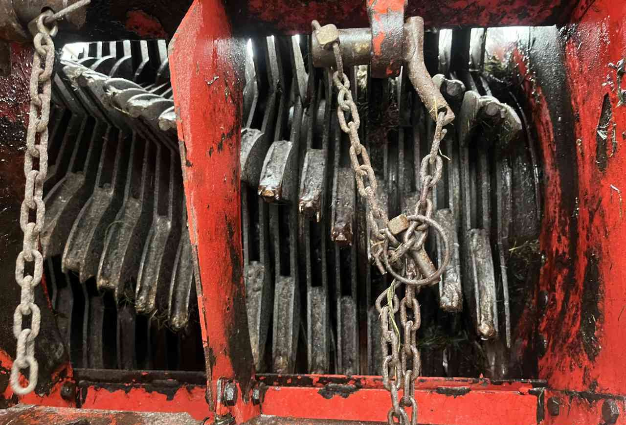 Locação financeira de Kverneland Taarup TA 465 Ladewagen, opraapwagen, weidebouwmachines Kverneland Taarup TA 465 Ladewagen, opraapwagen, weidebouwmachines: foto 8 Locação financeira de Kverneland Taarup TA 465 Ladewagen, opraapwagen, weidebouwmachines Kverneland Taarup TA 465 Ladewagen, opraapwagen, weidebouwmachines: foto 8