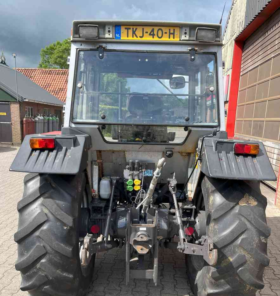 Massey Ferguson 352 Turbo Tractoren. - Trator: foto 5 Massey Ferguson 352 Turbo Tractoren. - Trator: foto 5