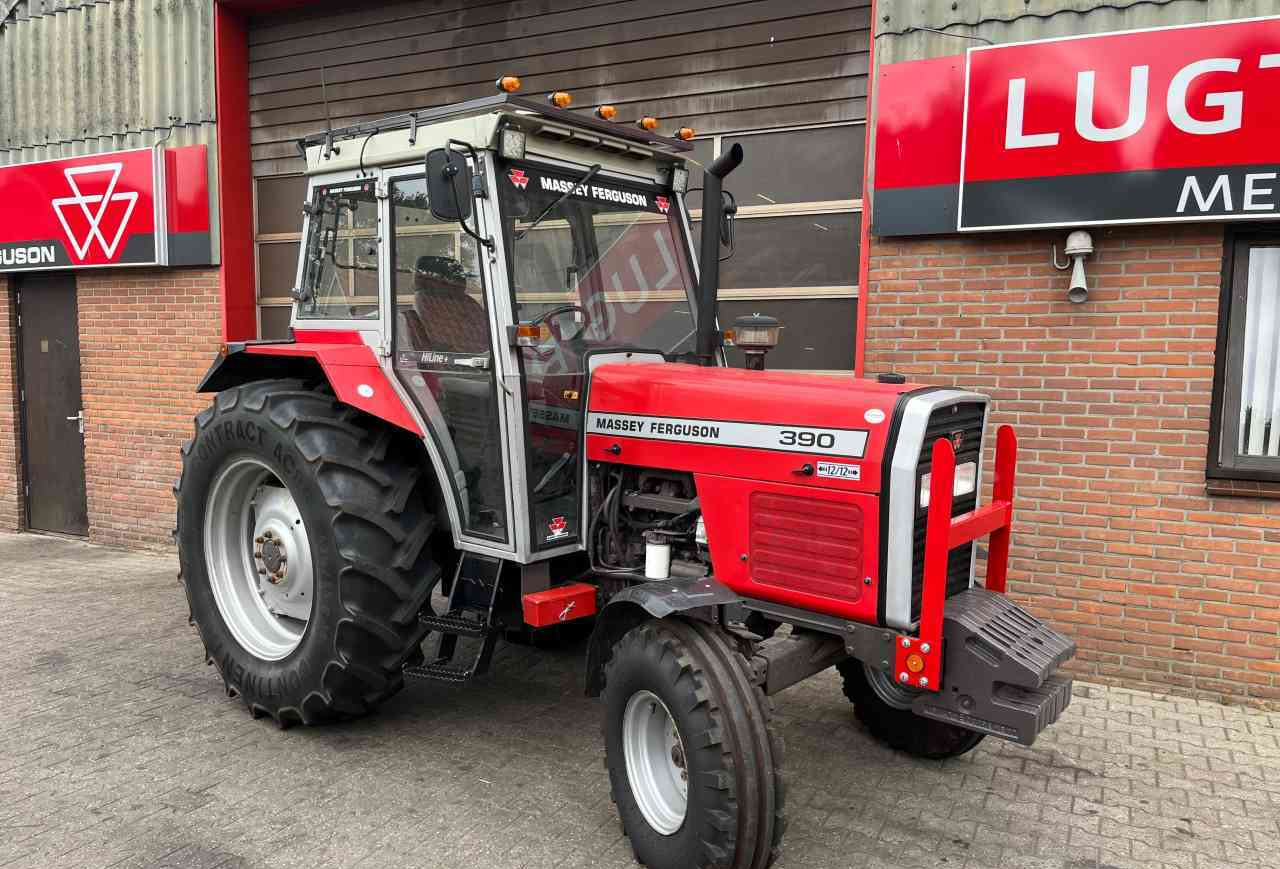 Massey Ferguson 390 2WD Tractoren - Trator: foto 2 Massey Ferguson 390 2WD Tractoren - Trator: foto 2