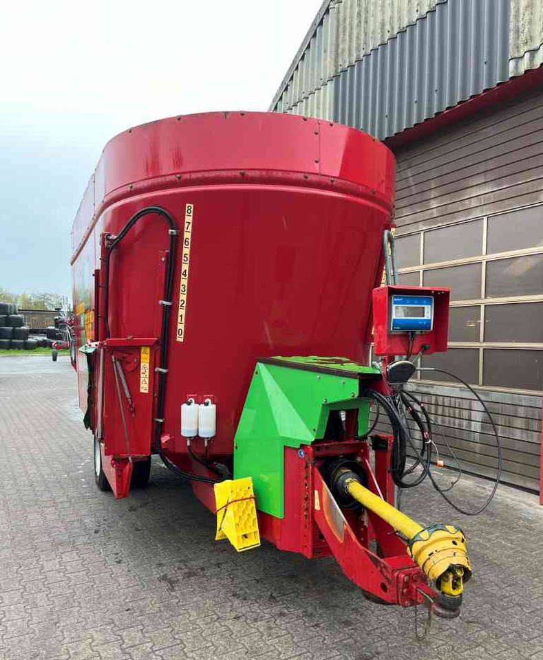 Strautmann Verti-Mix 2401 Voermengwagen, voerwagen, mixer, voermachines - Misturadora Alimentadora: foto 3 Strautmann Verti-Mix 2401 Voermengwagen, voerwagen, mixer, voermachines - Misturadora Alimentadora: foto 3