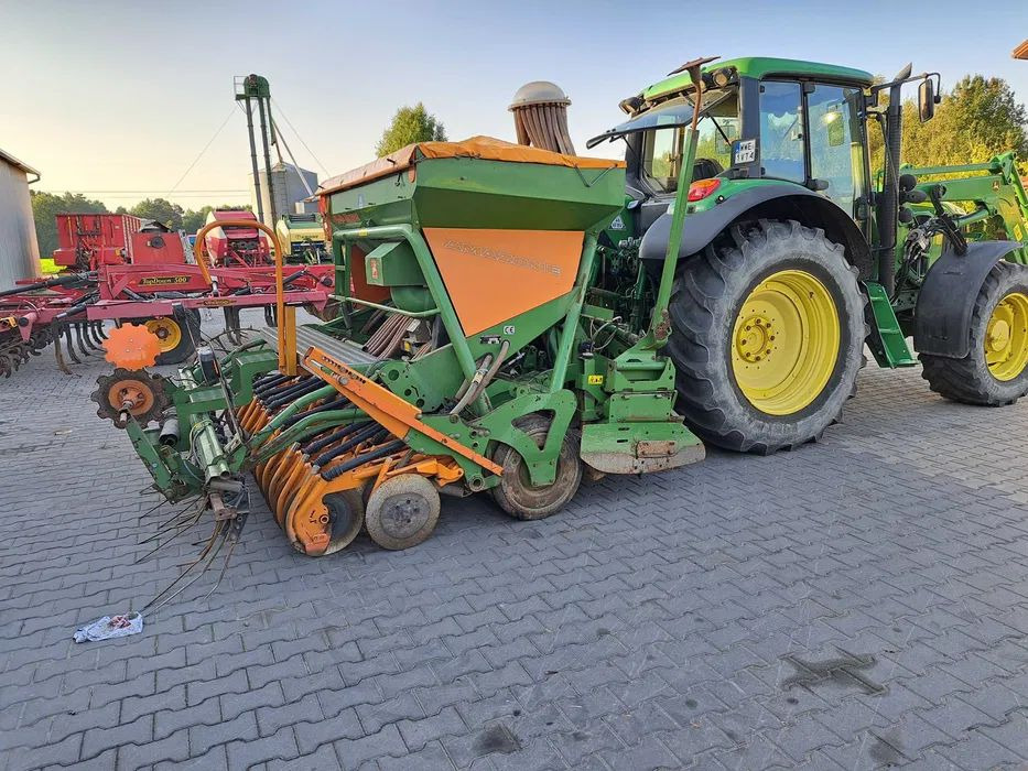 Agregat uprawowo siewny Amazone AD-P 303 KE - Semeadora combinada: foto 1 Agregat uprawowo siewny Amazone AD-P 303 KE - Semeadora combinada: foto 1