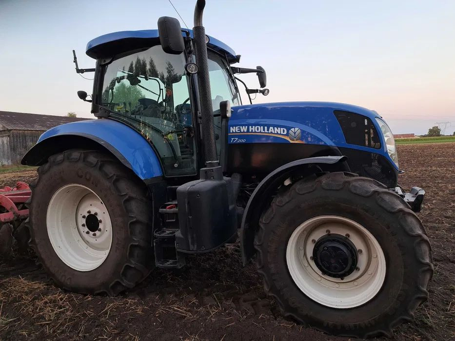 Ciągnik New Holland T7 200 RANGE COMMAND - Trator: foto 1 Ciągnik New Holland T7 200 RANGE COMMAND - Trator: foto 1