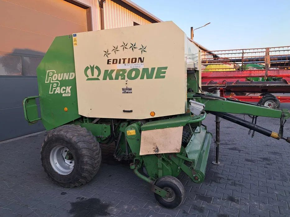 Krone 1250 Round Pack - Enfardadeira de fardos redondos: foto 1 Krone 1250 Round Pack - Enfardadeira de fardos redondos: foto 1