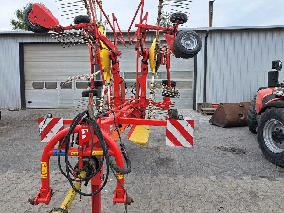 Zgrabiarka Pottinger EUROTOP 771A jak nowa 100% oryginał - Ancinho enleirador: foto 4 Zgrabiarka Pottinger EUROTOP 771A jak nowa 100% oryginał - Ancinho enleirador: foto 4