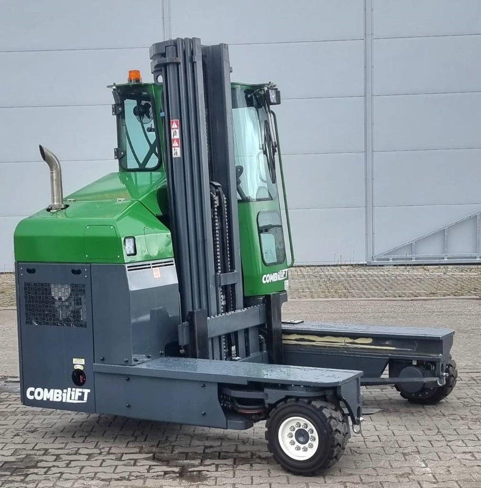 Combilift C 4000 MK4 DIESEL - Empilhador de 4 vias: foto 4 Combilift C 4000 MK4 DIESEL - Empilhador de 4 vias: foto 4