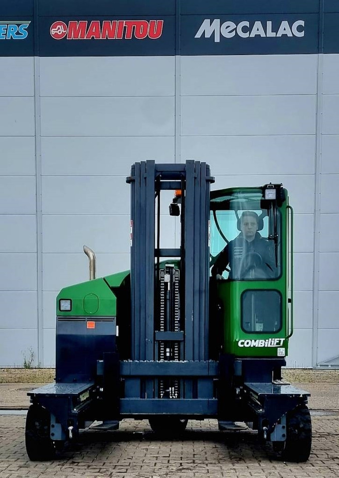 Combilift C 4000 MK4 DIESEL - Empilhador de 4 vias: foto 5 Combilift C 4000 MK4 DIESEL - Empilhador de 4 vias: foto 5