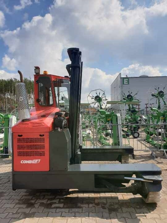 Combilift C 4500 - Empilhador lateral: foto 3 Combilift C 4500 - Empilhador lateral: foto 3