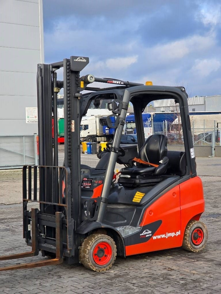 Linde H 16 T - 01 - Empilhador a gás: foto 3 Linde H 16 T - 01 - Empilhador a gás: foto 3