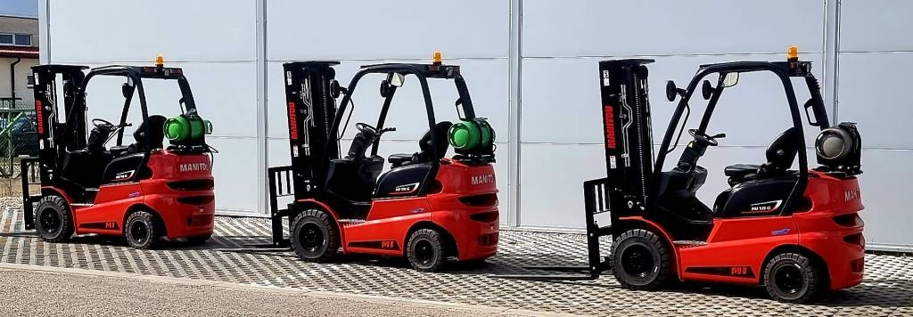 Manitou MI 18 G NEW TRIPLEX 4700mm - Empilhador a gás: foto 4 Manitou MI 18 G NEW TRIPLEX 4700mm - Empilhador a gás: foto 4