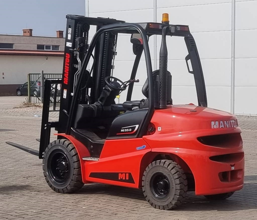 Manitou MI 35 D UNUSED - Empilhador a diesel: foto 1 Manitou MI 35 D UNUSED - Empilhador a diesel: foto 1