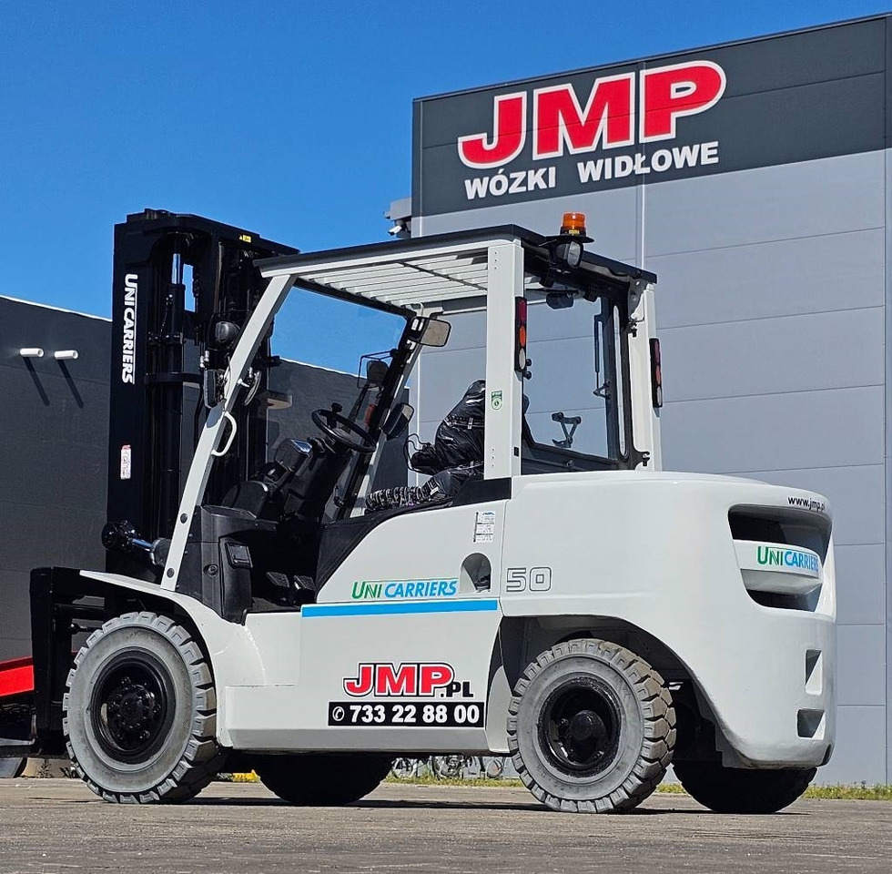 UniCarriers DG1F4A50Y GX50 D - Empilhador a diesel: foto 2 UniCarriers DG1F4A50Y GX50 D - Empilhador a diesel: foto 2