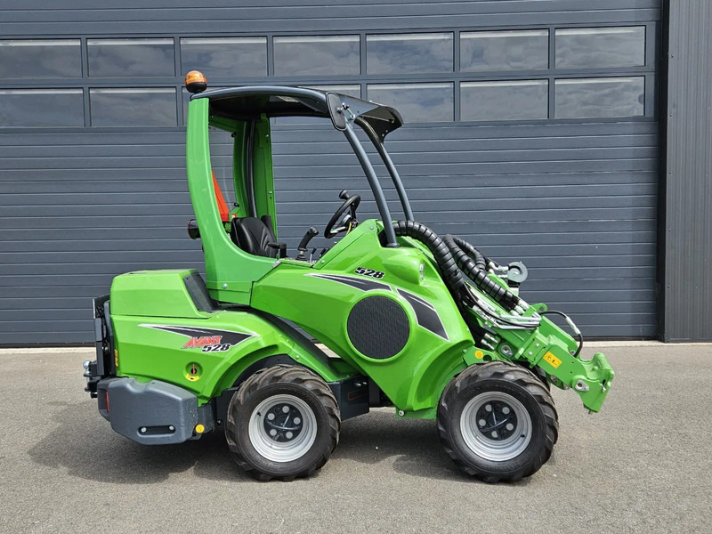 Avant 528 Rental mini-shovel - Mini pá carregadora de rastos: foto 2 Avant 528 Rental mini-shovel - Mini pá carregadora de rastos: foto 2