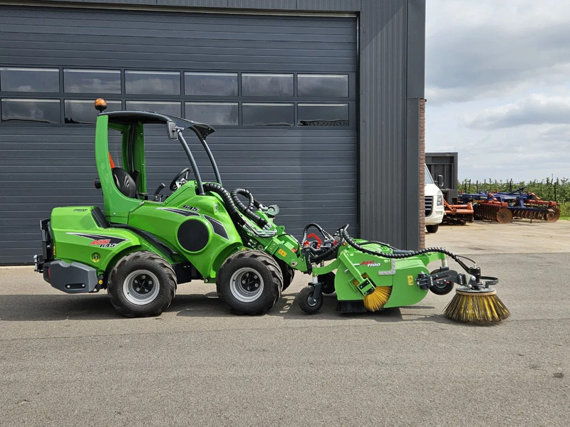 Avant 645i Rental mini-shovel - Mini pá carregadora de rastos: foto 2 Avant 645i Rental mini-shovel - Mini pá carregadora de rastos: foto 2