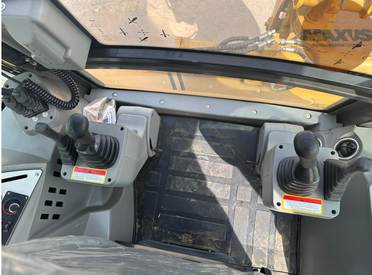 Retroescavadeira novo Maxus Baggerlader 4cx / Buldoexcavator 4cx / Екскаватор-навантажувач 4cx / 4cx kotró-rakodógép / Koparko-ładowarka 4cx / Backhoe Loader 4CX: foto 7