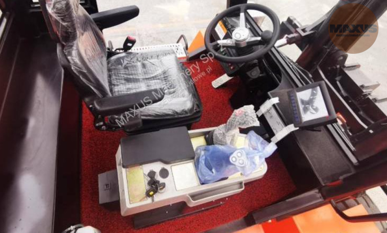 Maxus MAXUS 15-TON Gabelstapler - Empilhador a diesel: foto 5 Maxus MAXUS 15-TON Gabelstapler - Empilhador a diesel: foto 5
