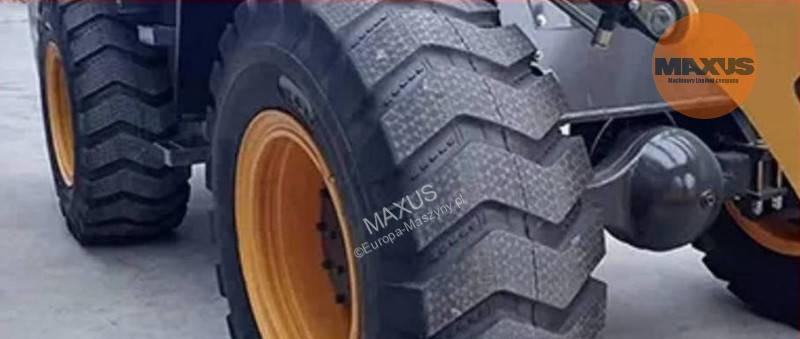 Maxus Maxus Bobcat Loader 4x4 - Pá carregadora de rodas: foto 3 Maxus Maxus Bobcat Loader 4x4 - Pá carregadora de rodas: foto 3