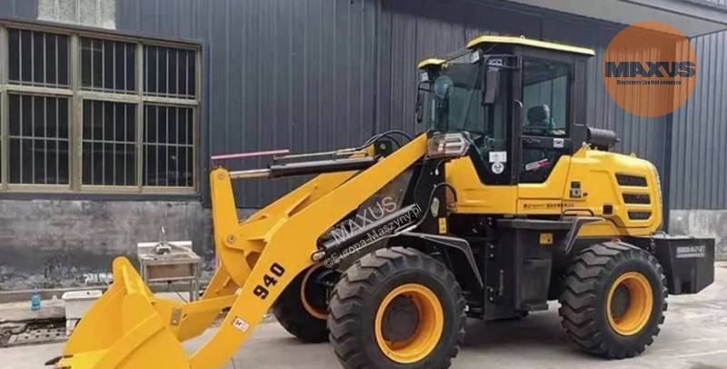 Maxus Maxus Bobcat Loader 4x4 - Pá carregadora de rodas: foto 1 Maxus Maxus Bobcat Loader 4x4 - Pá carregadora de rodas: foto 1