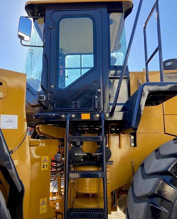 NEW CAT Caterpillar 7 TON Loader Warranty up to 10 YEARS НОВА Копарка CAT Caterpillar 7 ТОН Гарантія до 10 РОКІВ NOWA Ładowarka CAT Caterpillar 7 TON Gwarancja do 10 LAT - Pá carregadora de rodas: foto 3 NEW CAT Caterpillar 7 TON Loader Warranty up to 10 YEARS НОВА Копарка CAT Caterpillar 7 ТОН Гарантія до 10 РОКІВ NOWA Ładowarka CAT Caterpillar 7 TON Gwarancja do 10 LAT - Pá carregadora de rodas: foto 3