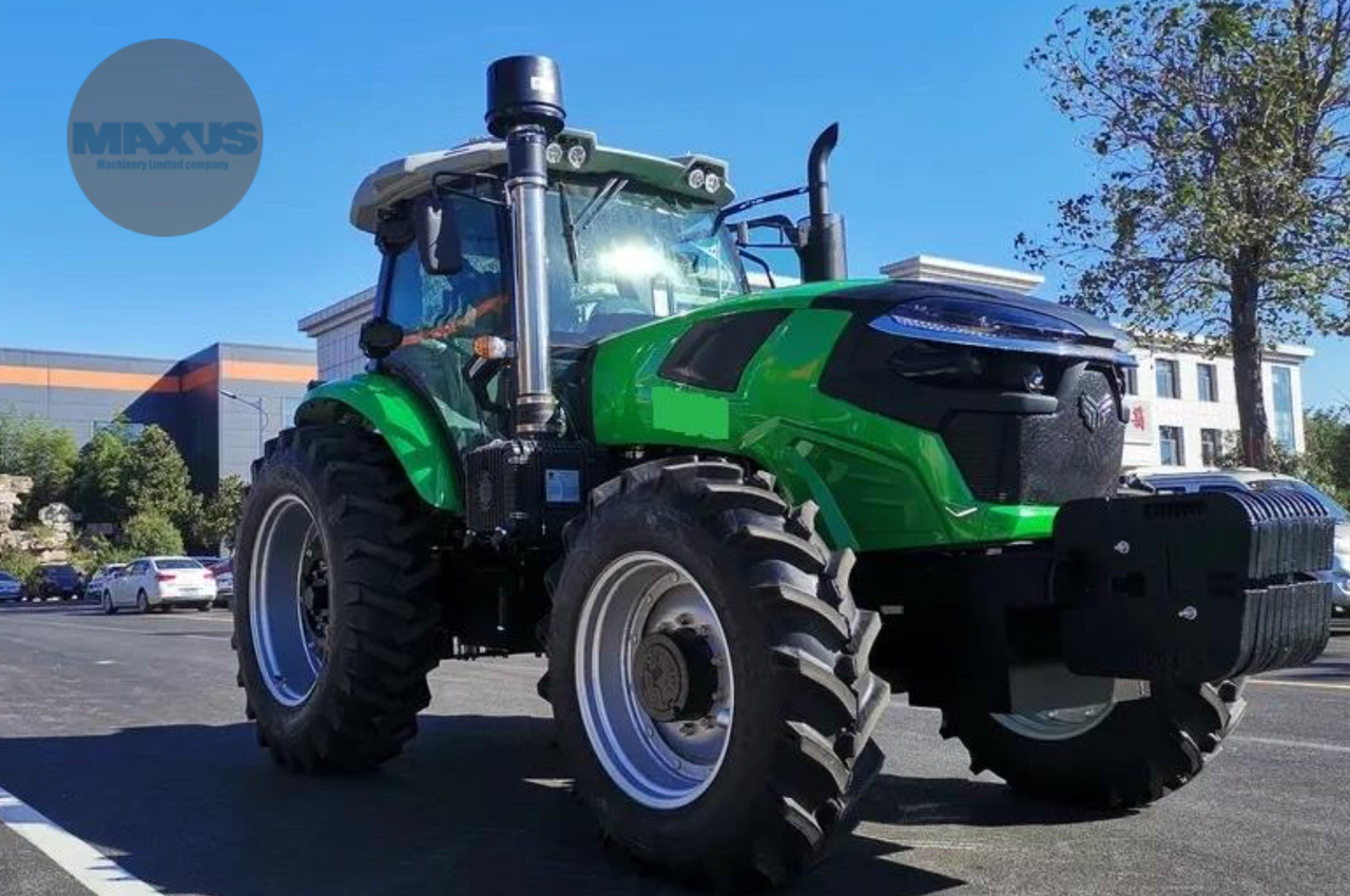 New Tractor MAXUS 200HP 4x4 200HP 4x4 - Trator: foto 2 New Tractor MAXUS 200HP 4x4 200HP 4x4 - Trator: foto 2