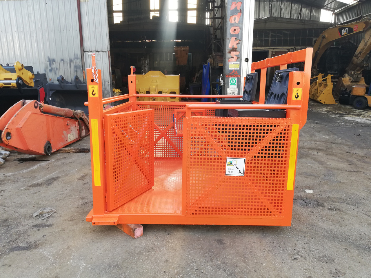 Manitou Basket attachment - Balde para Escavadeira de demolição: foto 4 Manitou Basket attachment - Balde para Escavadeira de demolição: foto 4