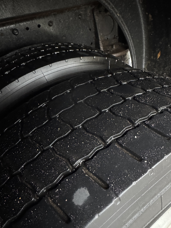 MAN 12.250 - Camião de lona: foto 5 MAN 12.250 - Camião de lona: foto 5