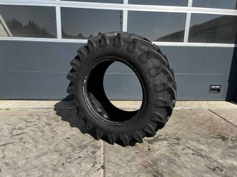 Trelleborg 480/65 R28 new - Jantes e pneus para Máquina agrícola: foto 2 Trelleborg 480/65 R28 new - Jantes e pneus para Máquina agrícola: foto 2