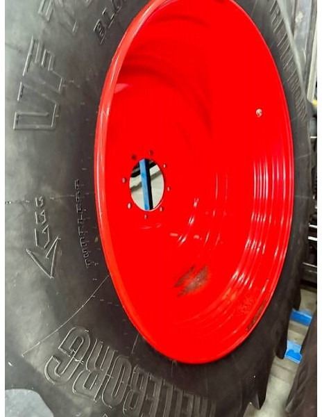 Trelleborg 710/60 R42 VF banden - Jantes e pneus para Máquina agrícola: foto 1 Trelleborg 710/60 R42 VF banden - Jantes e pneus para Máquina agrícola: foto 1