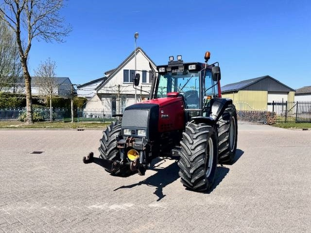 Valtra 6400, Luchtremmen, Fronthef, Frontaftakas - Trator: foto 5 Valtra 6400, Luchtremmen, Fronthef, Frontaftakas - Trator: foto 5