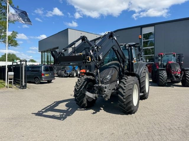 Locação financeira de Valtra G125 Ecopower Active, 115 uur!! FH+PTO+Voorlader Valtra G125 Ecopower Active, 115 uur!! FH+PTO+Voorlader: foto 9