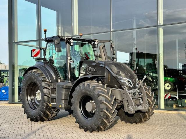 Valtra Q225 Alle opties! ook twintrac! - Trator: foto 2 Valtra Q225 Alle opties! ook twintrac! - Trator: foto 2