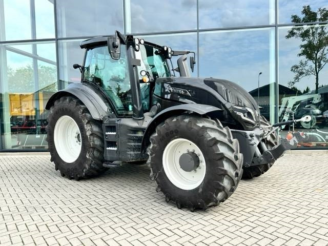 Valtra T235 Direct Smart Touch TWINTRAC! 745 HOURS - Trator: foto 3 Valtra T235 Direct Smart Touch TWINTRAC! 745 HOURS - Trator: foto 3
