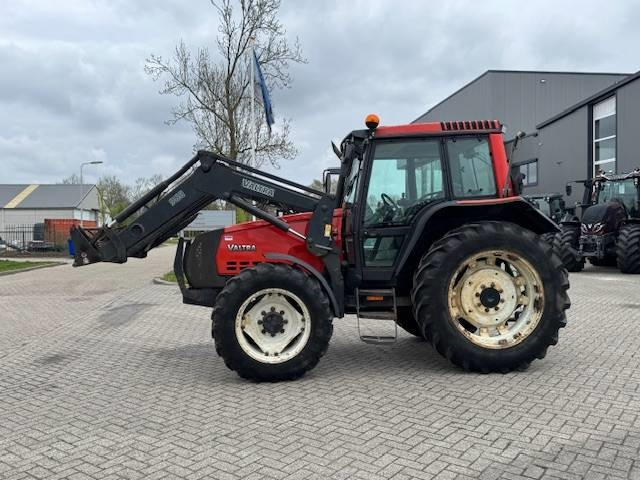 Valtra Valmet 6650 Hitech, voorlader, vloeistofkoppeling - Trator: foto 3 Valtra Valmet 6650 Hitech, voorlader, vloeistofkoppeling - Trator: foto 3
