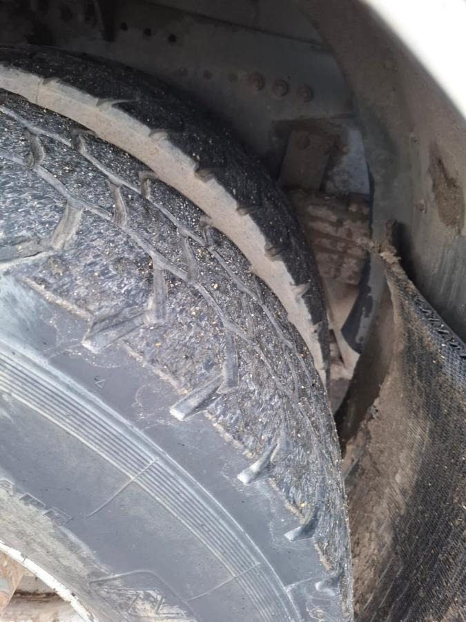 Locação financeira de DAF 85 .410 DAF 85 .410: foto 28 Locação financeira de DAF 85 .410 DAF 85 .410: foto 28