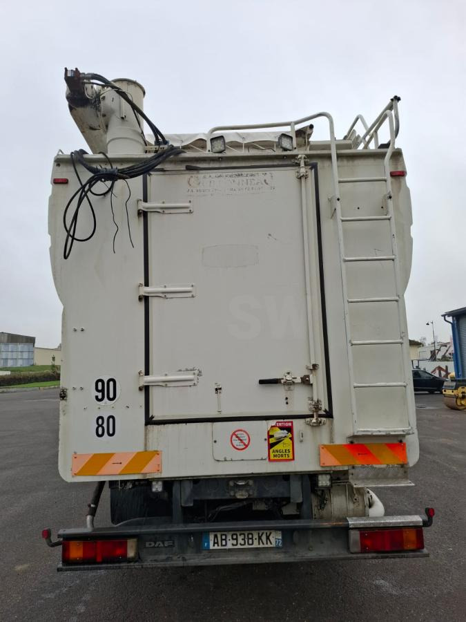 Locação financeira de DAF 85 .410 DAF 85 .410: foto 7 Locação financeira de DAF 85 .410 DAF 85 .410: foto 7