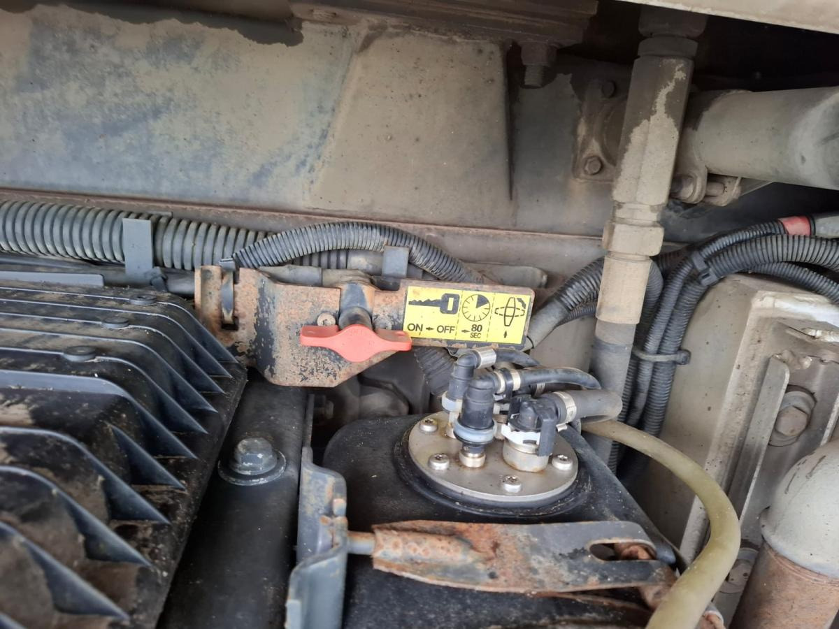 Locação financeira de DAF 85 .410 DAF 85 .410: foto 17 Locação financeira de DAF 85 .410 DAF 85 .410: foto 17