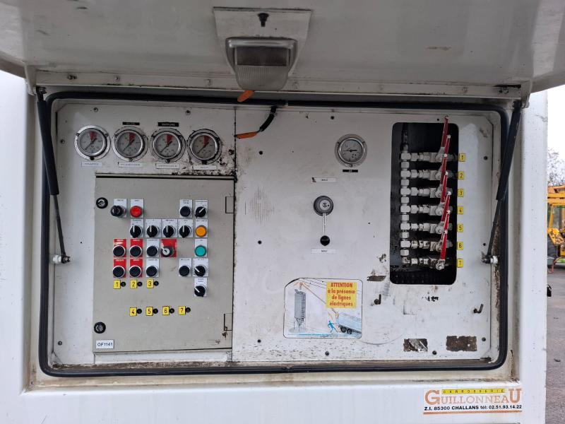 Locação financeira de DAF 85 .410 DAF 85 .410: foto 21 Locação financeira de DAF 85 .410 DAF 85 .410: foto 21